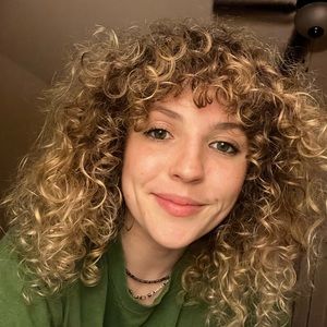 Meet your Posher, Aryn